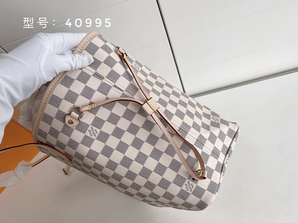 ルイヴィトンバッグ細部ディテール